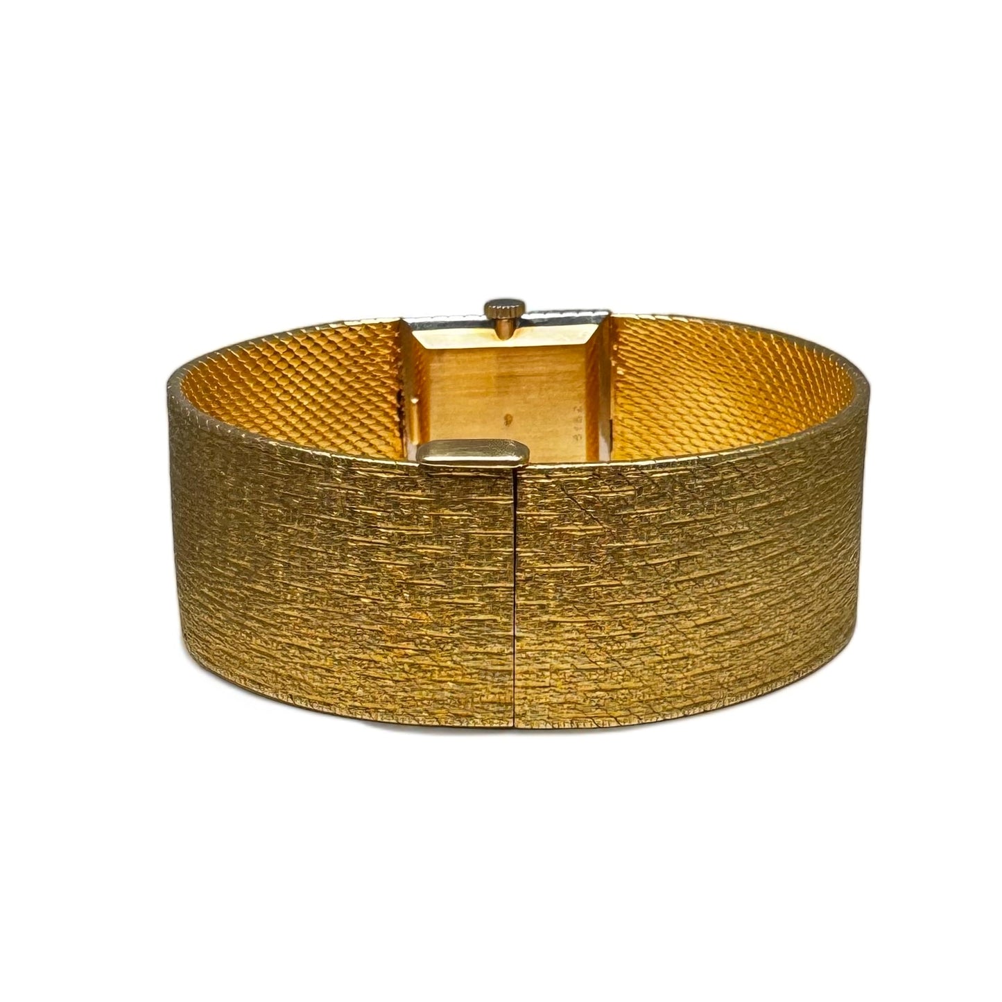 Vacheron Cosnstantin Montre bracelet de dame en or jaune pavée de diamants.