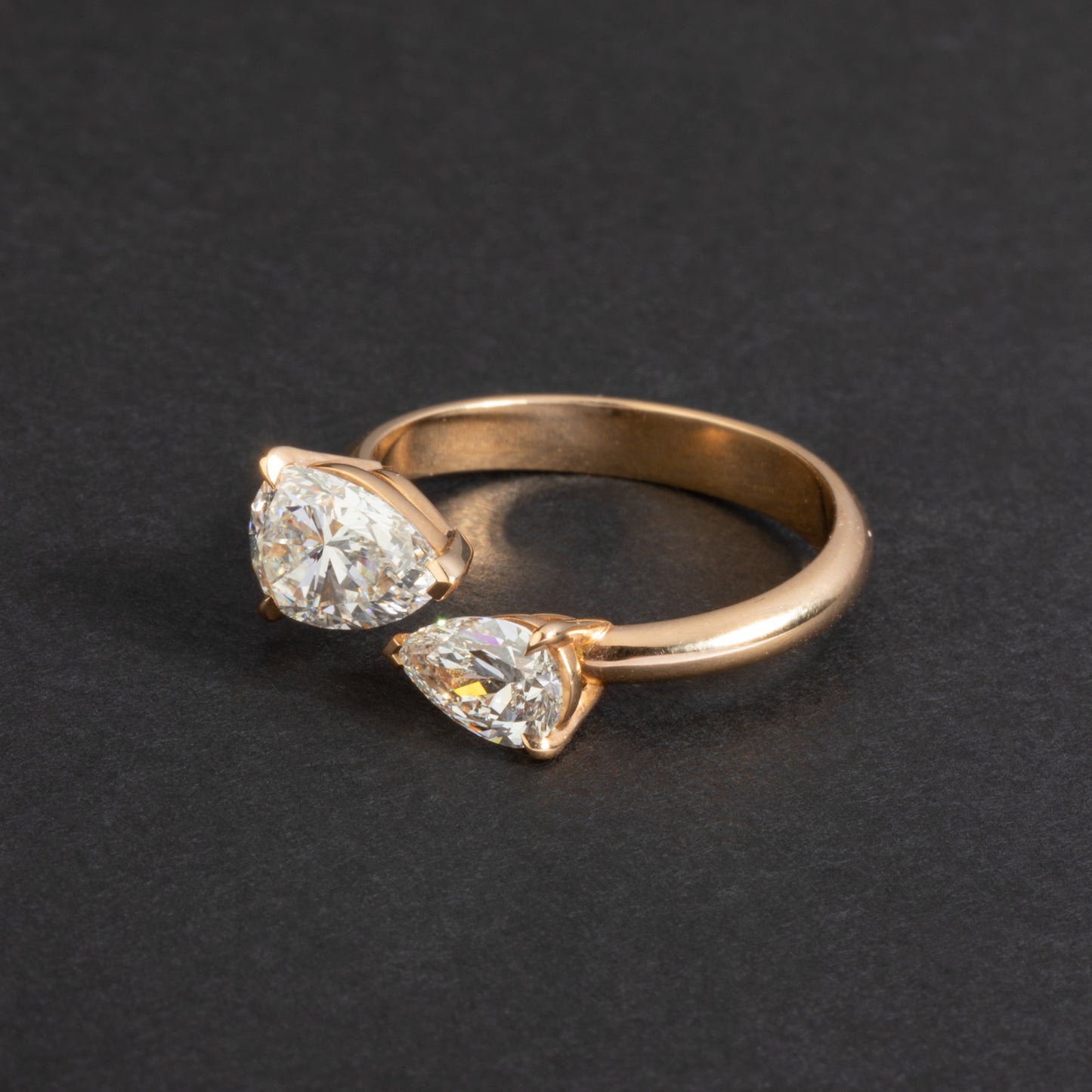 "Toi et Moi" ring in pink gold and diamonds