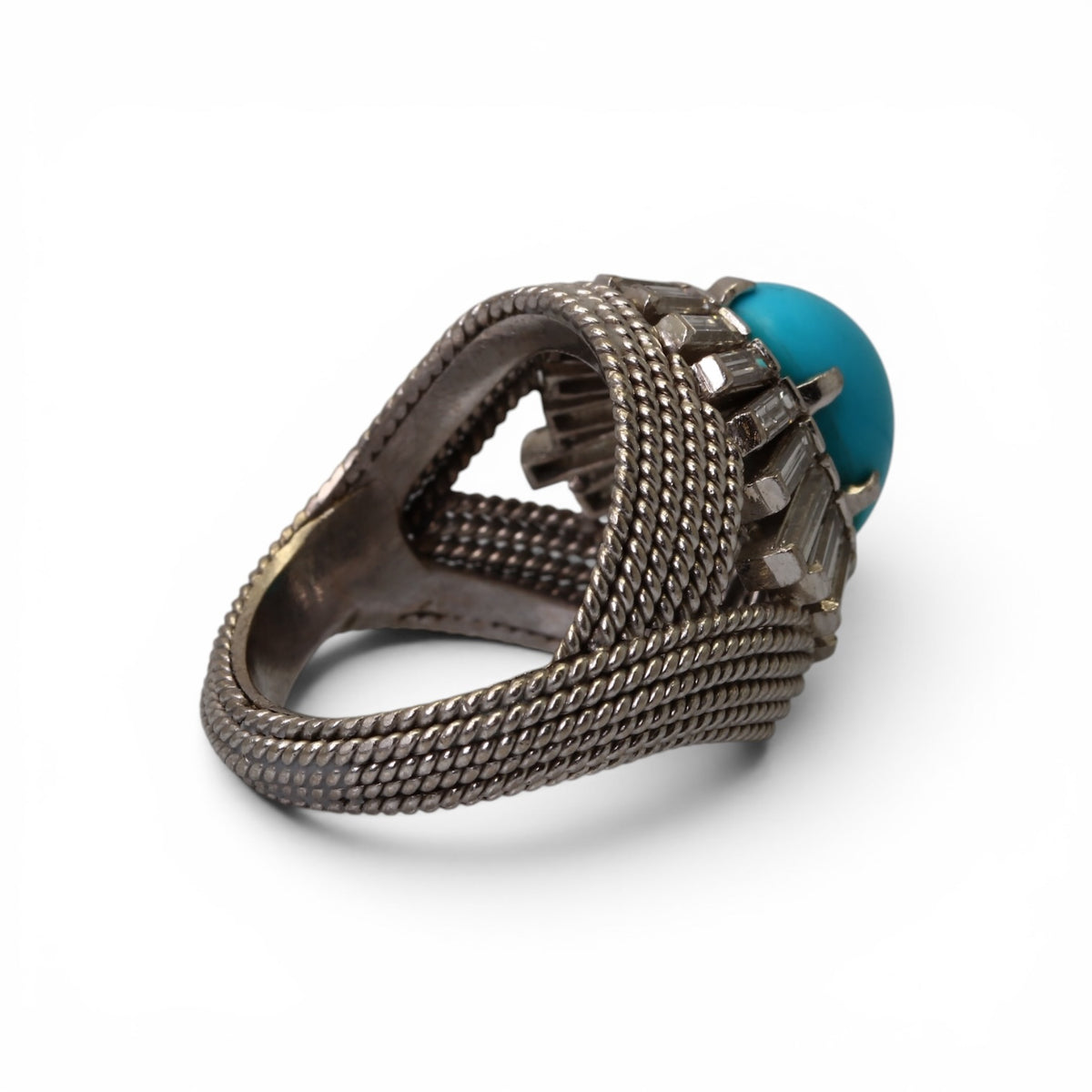 Bague Dôme en or, turquoise et diamants taille baguette.
