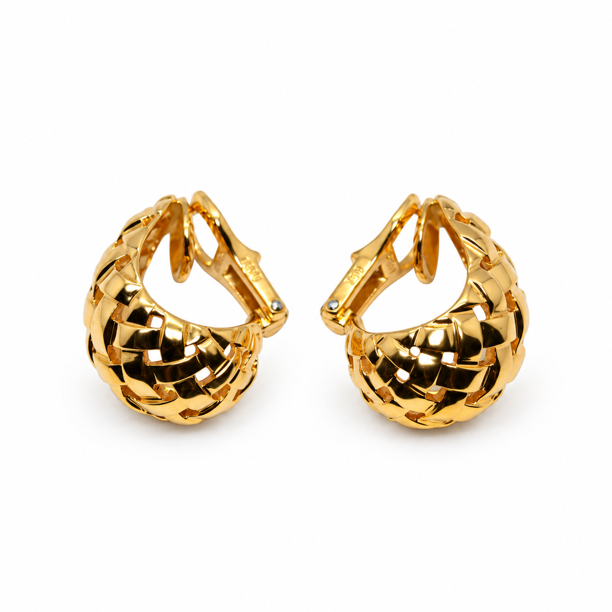 TIFFANY & CO Paire de boucle d’oreilles en or jaune 18k.