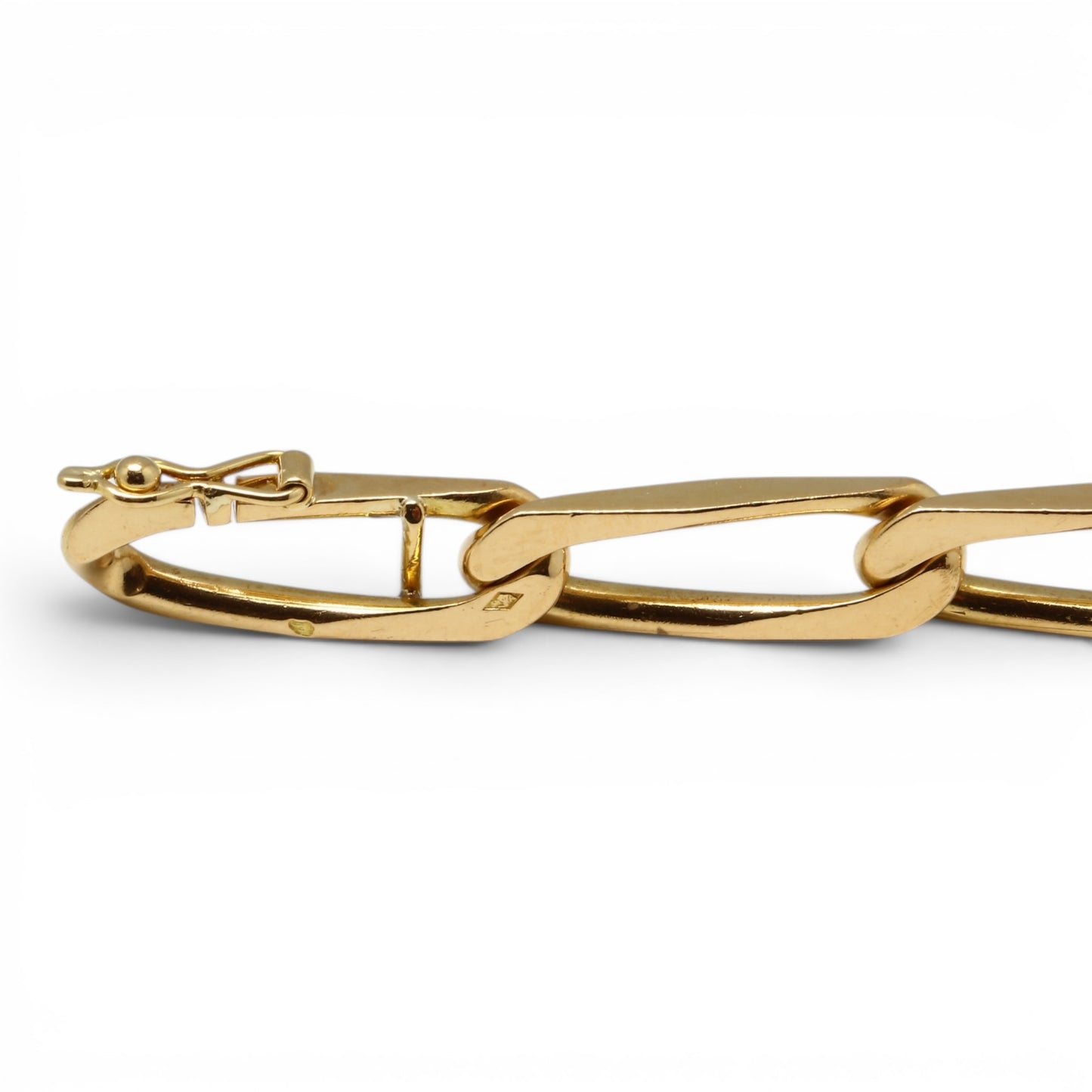 CARTIER Bracelet gourmette en or jaune.